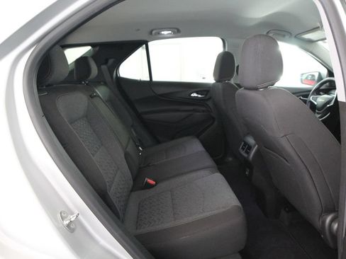 Used 2022 Chevrolet Equinox LT w/ Driver Convenience Package FWD image 39