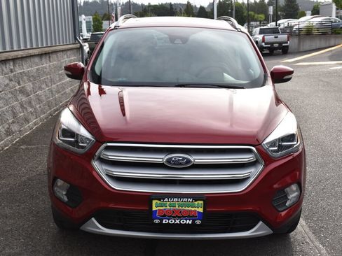 Used 2019 Ford Escape Titanium AWD/4WD image 2