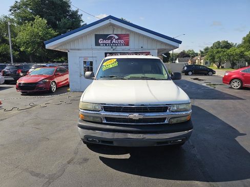 Used 2003 Chevrolet Tahoe LS RWD image 2
