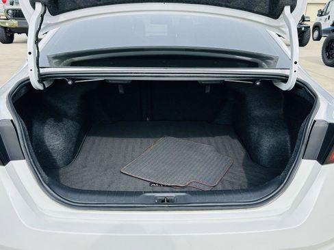 Used 2024 Nissan Altima 2.5 SR w/ SR Premium Package image 25