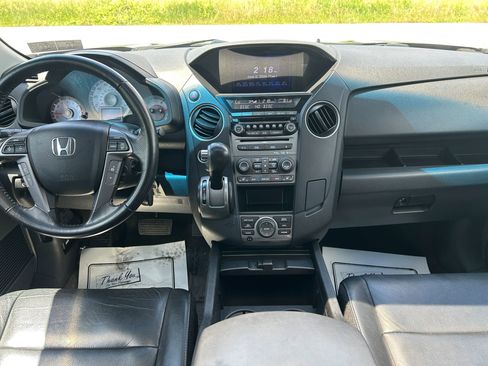 Used 2013 Honda Pilot Touring image 19