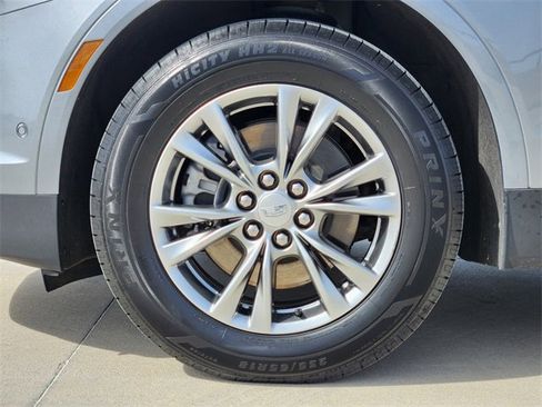 Used 2023 Cadillac XT5 Premium Luxury w/ Technology Package image 11