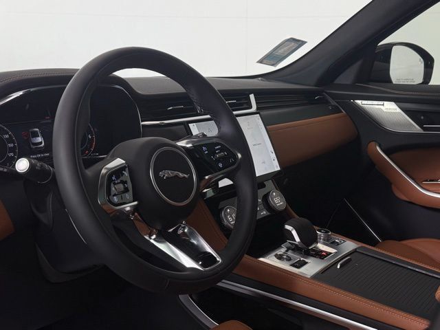 New 2026 Jaguar F-PACE R-Dynamic S AWD/4WD image 45