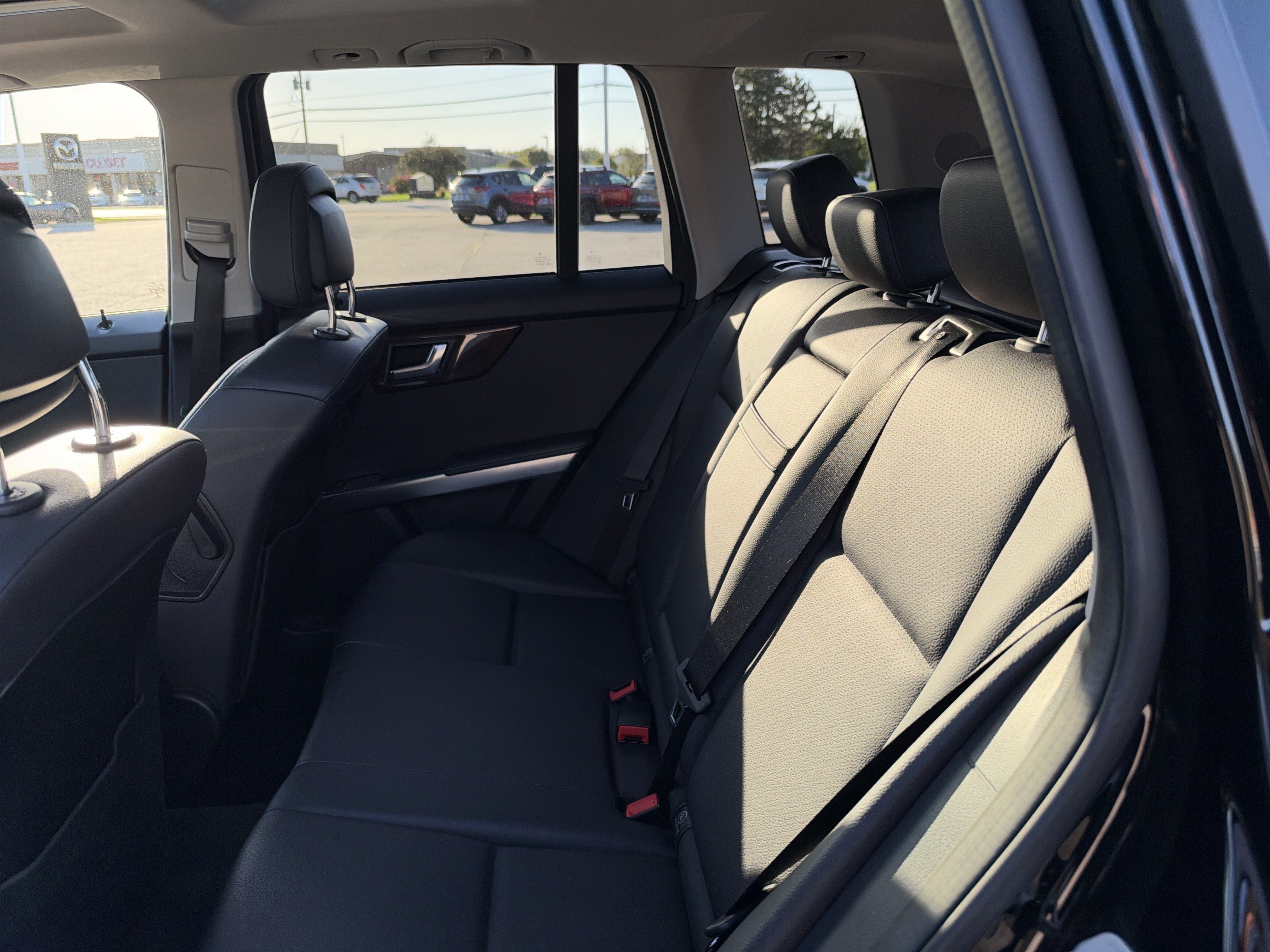 Used 2015 Mercedes-Benz GLK 250 BlueTEC 4MATIC image 45