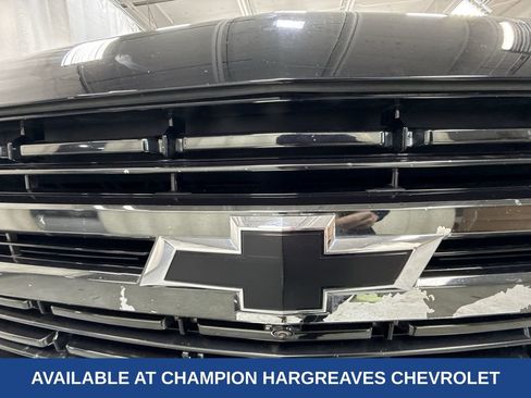 Used 2021 Chevrolet Suburban RST w/ Luxury Package image 40