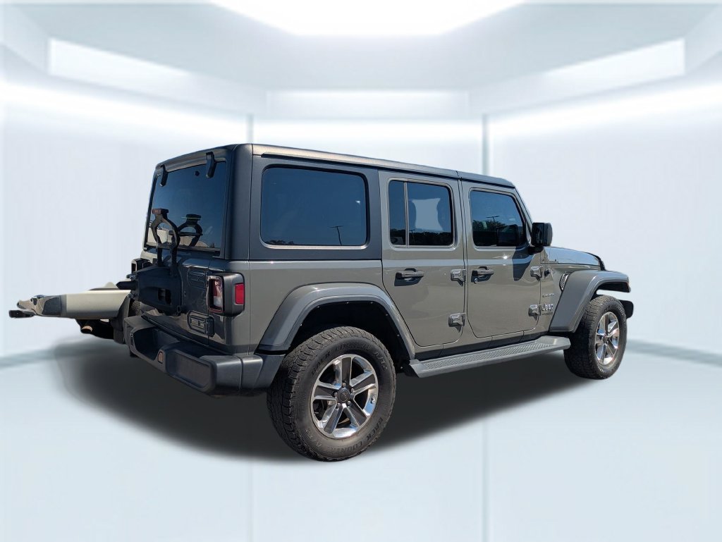 Used 2021 Jeep Wrangler Unlimited Sahara w/ Cold Weather Group AWD/4WD image 2