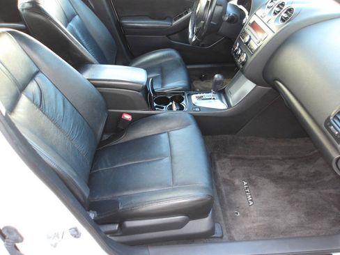 Used 2012 Nissan Altima 2.5 SL w/ 2.5SL Pkg FWD image 7