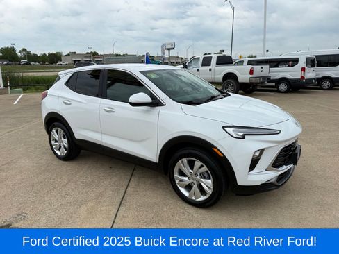 Used 2025 Buick Encore GX Preferred FWD image 3