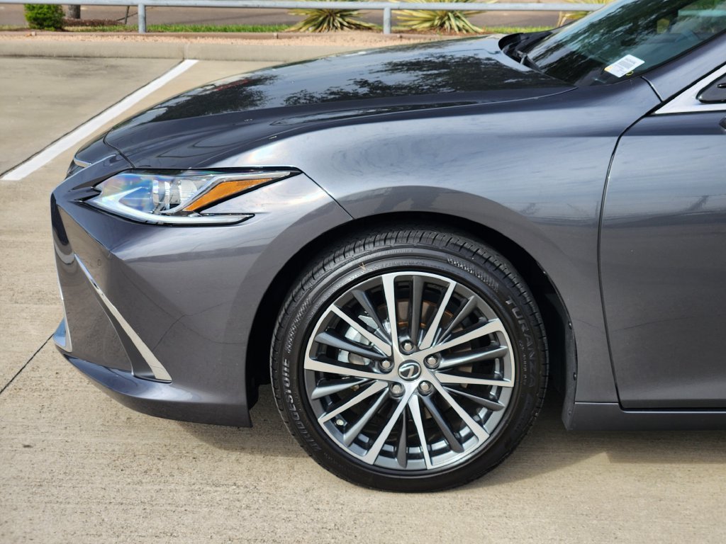 Certified 2025 Lexus ES 350 w/ Premium Package FWD image 8