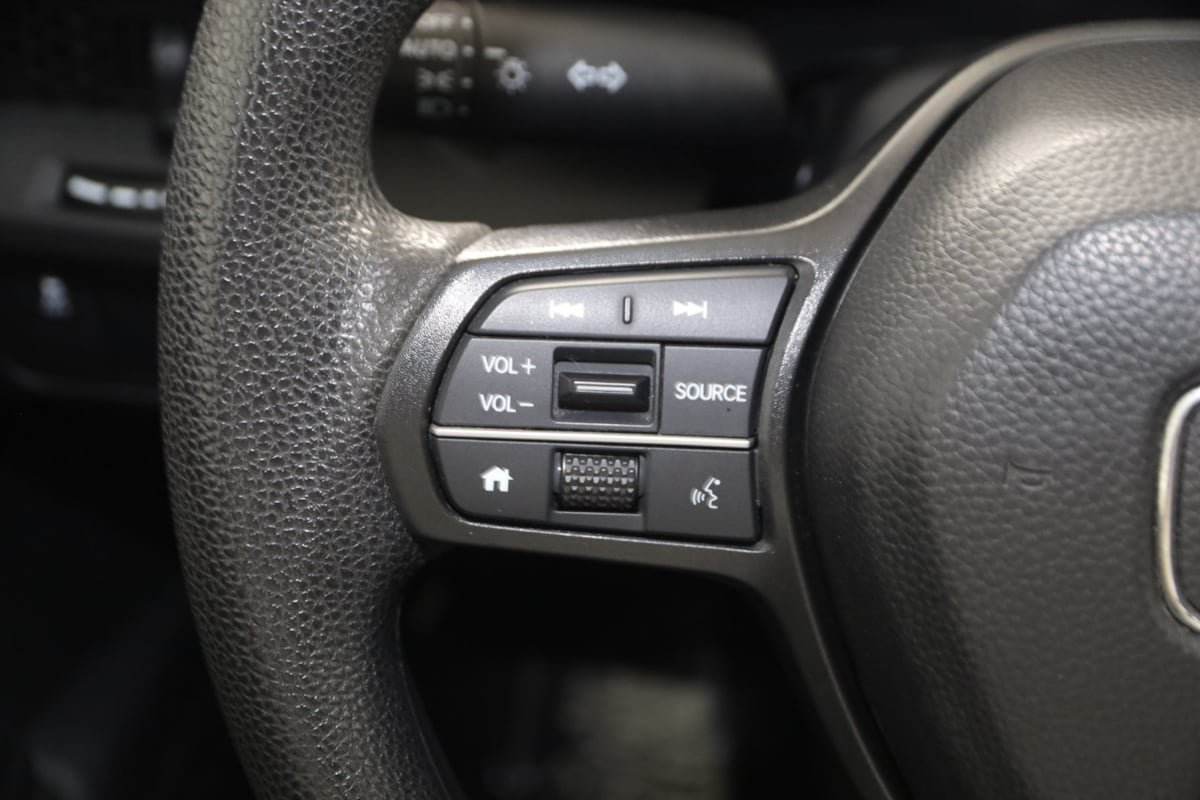 Used 2024 Honda CR-V LX image 23