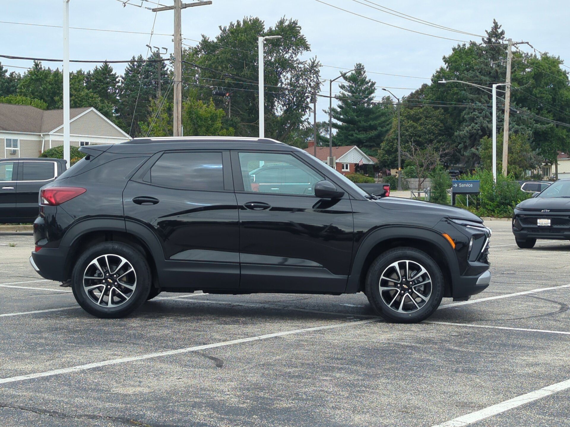 Used 2025 Chevrolet TrailBlazer LT AWD/4WD image 22