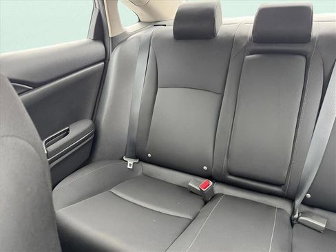 Used 2019 Honda Civic EX image 19