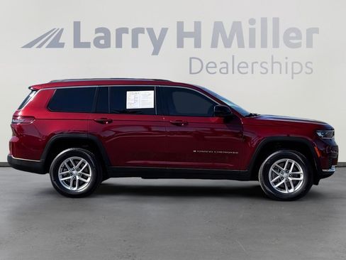 Used 2022 Jeep Grand Cherokee L Laredo w/ Luxury Tech Group I RWD image 7
