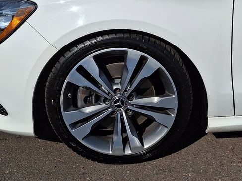 Used 2019 Mercedes-Benz CLA 250 4MATIC image 8