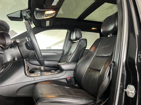 Used 2015 Jeep Grand Cherokee Summit image 16