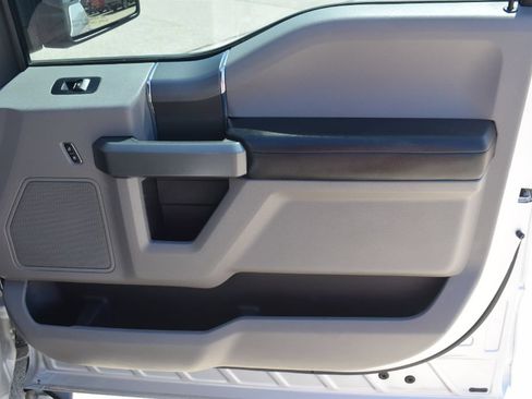 Used 2017 Ford F150 XLT w/ Equipment Group 302A Luxury RWD image 14