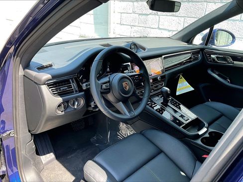 New 2026 Porsche Macan S AWD/4WD image 4