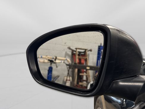 Used 2025 Nissan Altima 2.5 SV image 14