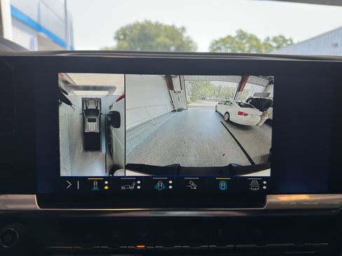 New 2025 Chevrolet Silverado 2500 LTZ w/ LTZ Premium Package image 25