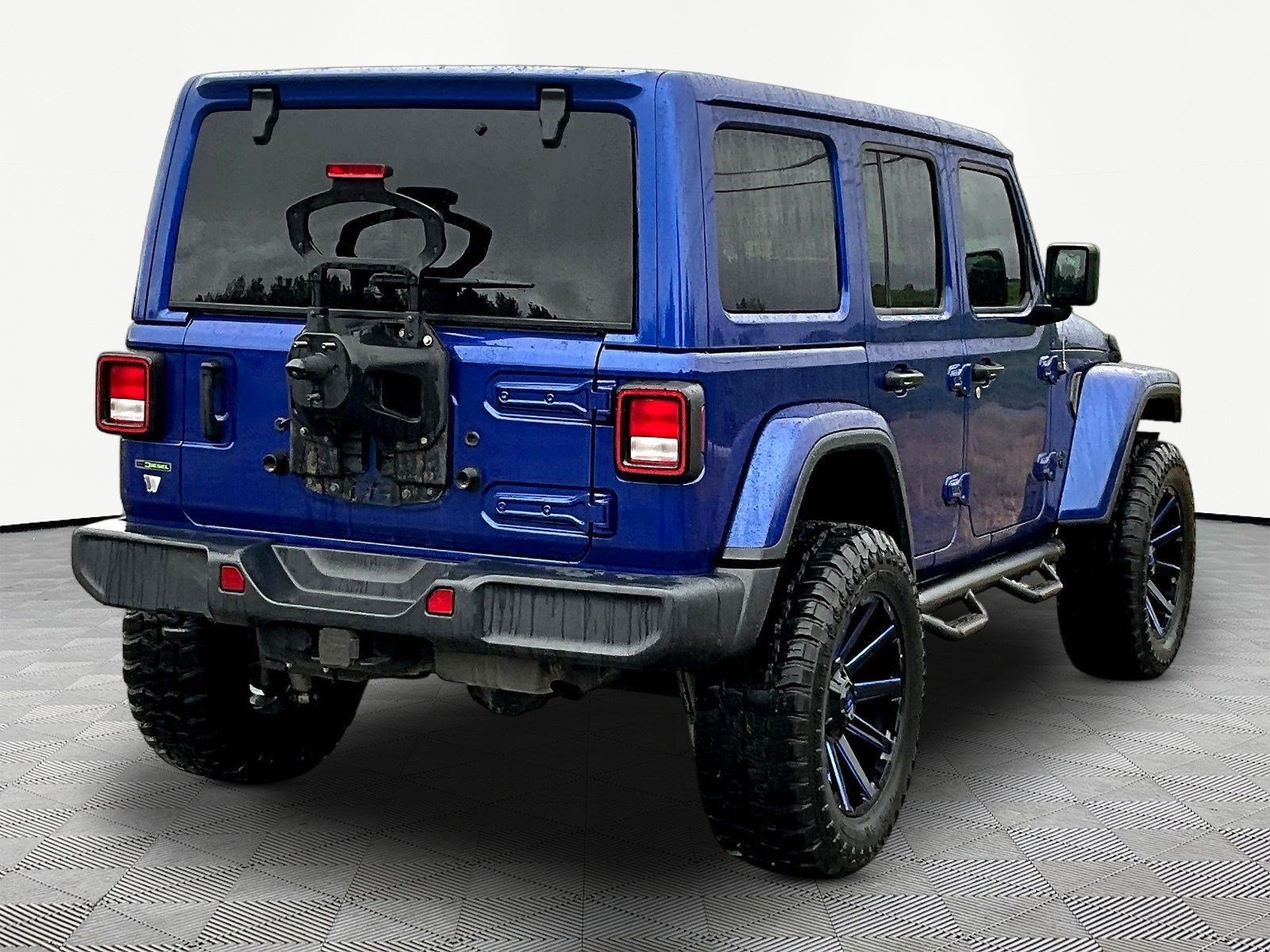 Used 2020 Jeep Wrangler Unlimited Sahara AWD/4WD image 13