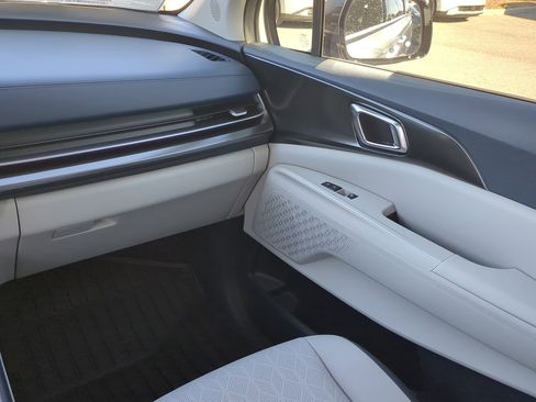 New 2026 Kia Carnival SX image 16