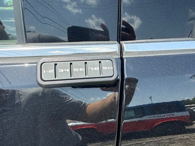 Used 2025 Ford F450 Platinum w/ Platinum Plus Package AWD/4WD image 21