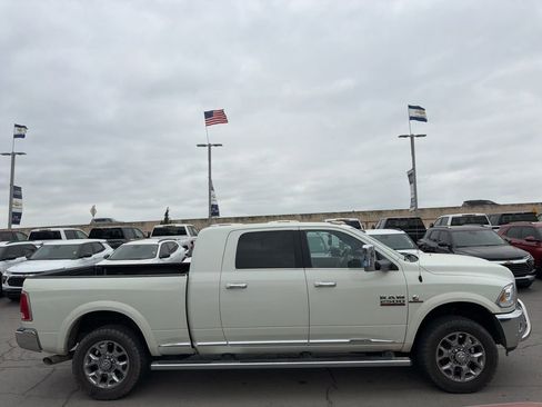 Used 2017 RAM 2500 Limited image 3