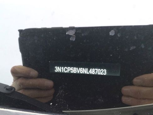 Used 2022 Nissan Kicks S image 5