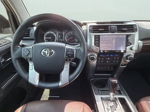 Used 2024 Toyota 4Runner Limited AWD/4WD image 19
