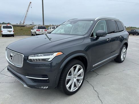 Used 2017 Volvo XC90 T6 Inscription w/ Vision Package AWD/4WD image 8