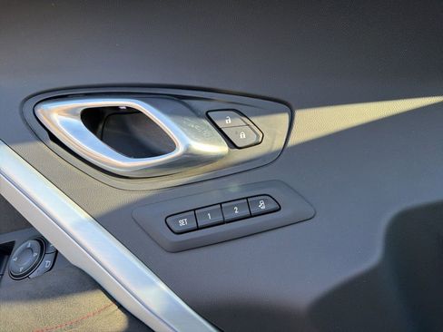 Certified 2021 Chevrolet Camaro ZL1 image 30