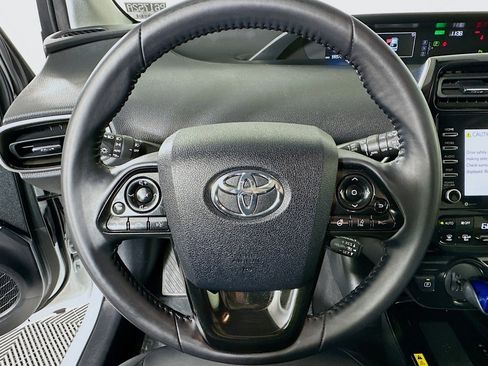Used 2022 Toyota Prius image 19