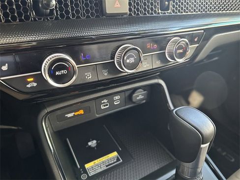 Used 2025 Honda CR-V EX-L image 17