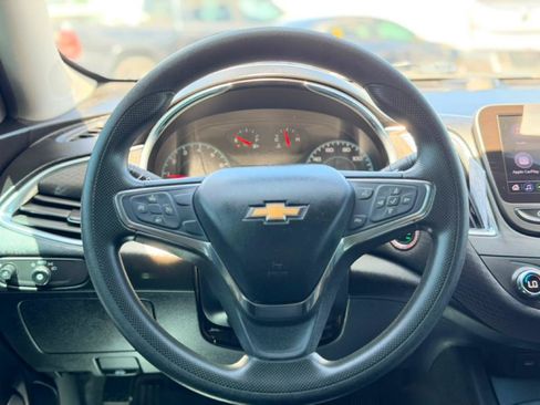 Used 2020 Chevrolet Malibu LT FWD image 10
