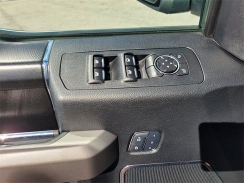 Used 2018 Ford F150 Platinum w/ Equipment Group 701A Luxury image 22