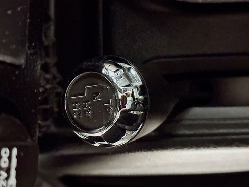 Used 2016 Jeep Wrangler Unlimited Sport w/ Connectivity Group image 23