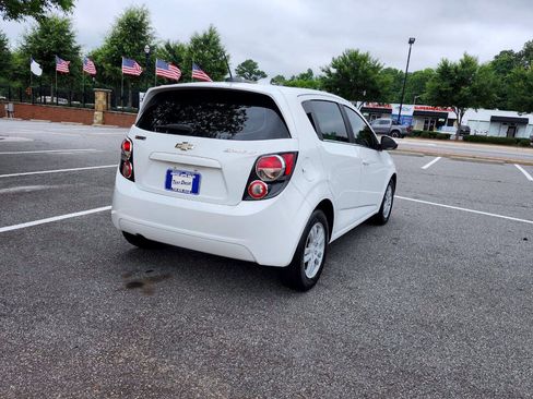 Used 2016 Chevrolet Sonic LT FWD image 13