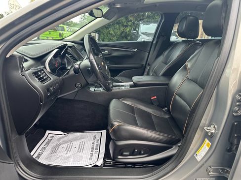Used 2017 Chevrolet Impala Premier w/ Enhanced Convenience Package FWD image 15