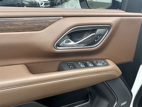 Certified 2023 Chevrolet Tahoe High Country w/ Premium Package 2 image 24