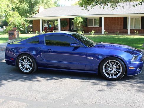 Used 2014 Ford Mustang GT w/ GT Track Package RWD image 30