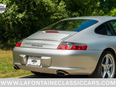 Used 2002 Porsche 911 Carrera RWD image 26