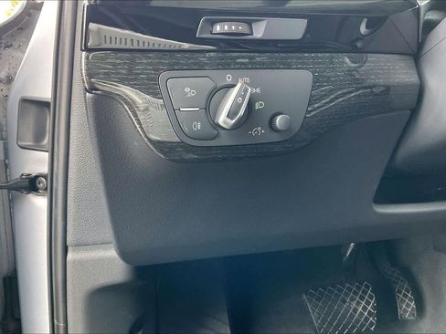 Used 2019 Audi Q7 3.0T Premium Plus w/ Premium Plus Package image 34