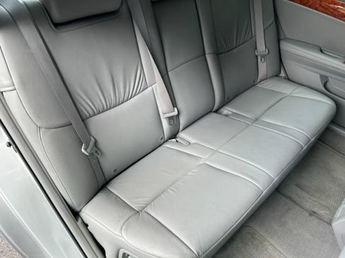 Used 2007 Toyota Avalon XLS FWD image 30