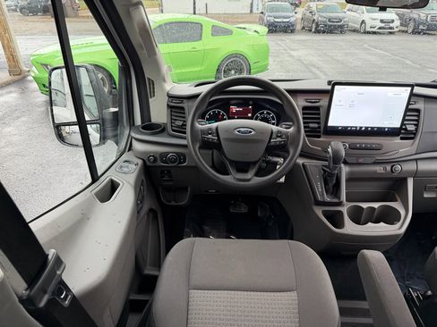 Used 2022 Ford Transit 350 XLT image 17
