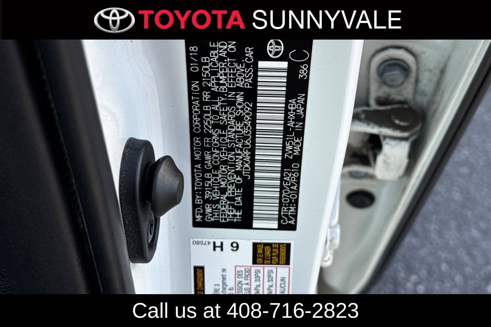 Used 2018 Toyota Prius Four Touring w/ Premium Convenience Package FWD image 32
