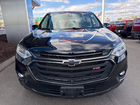 Used 2021 Chevrolet Traverse RS image 3