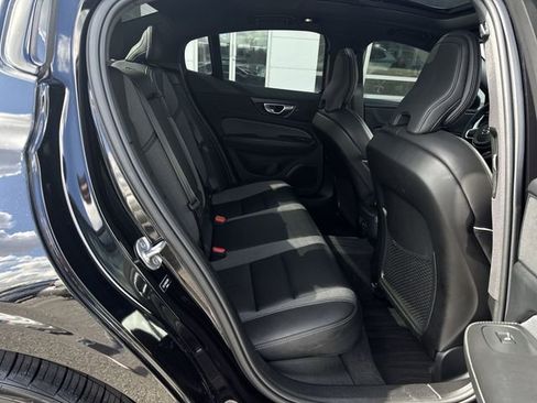 Used 2024 Volvo S60 B5 Plus FWD image 27