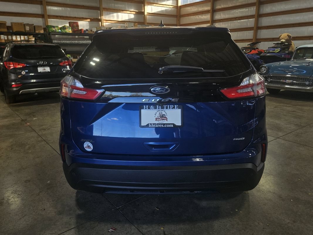 Used 2022 Ford Edge SEL w/ Sport Appearance Package AWD/4WD image 7