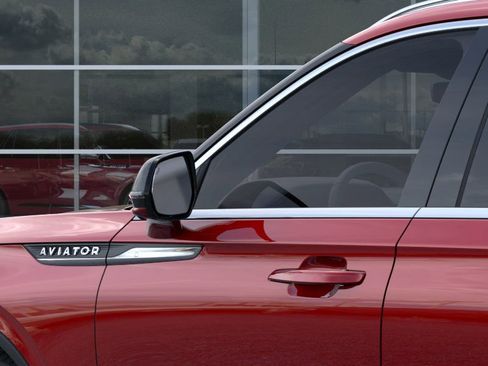 New 2025 Lincoln Aviator AWD image 20