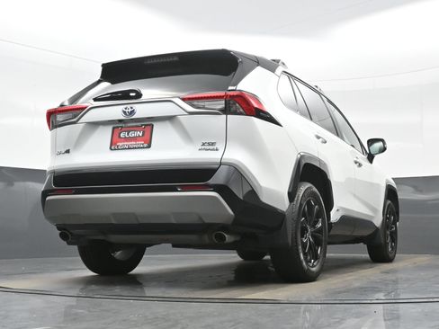 Used 2024 Toyota RAV4 XSE AWD/4WD image 32